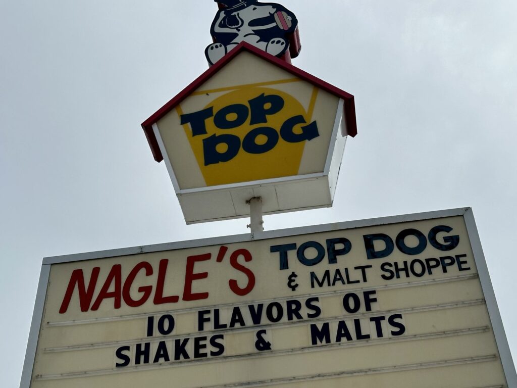 Nagle\\\\\\\\\\\\\\\\\\\\\\\\\\\\\\\'s Top Dog & Malt Shoppe 6
